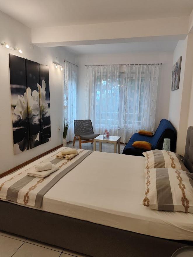 Nemira Beach Apartments Omiš Esterno foto
