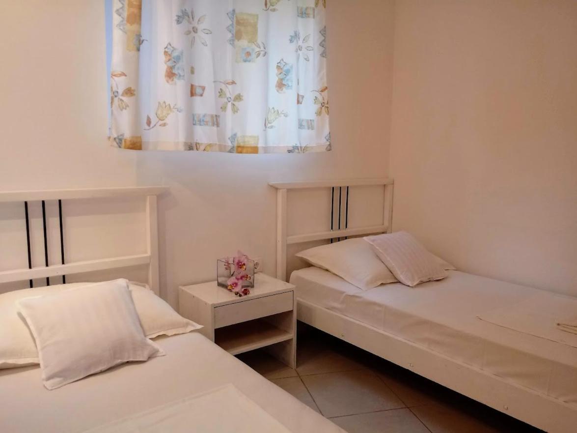 Nemira Beach Apartments Omiš Esterno foto
