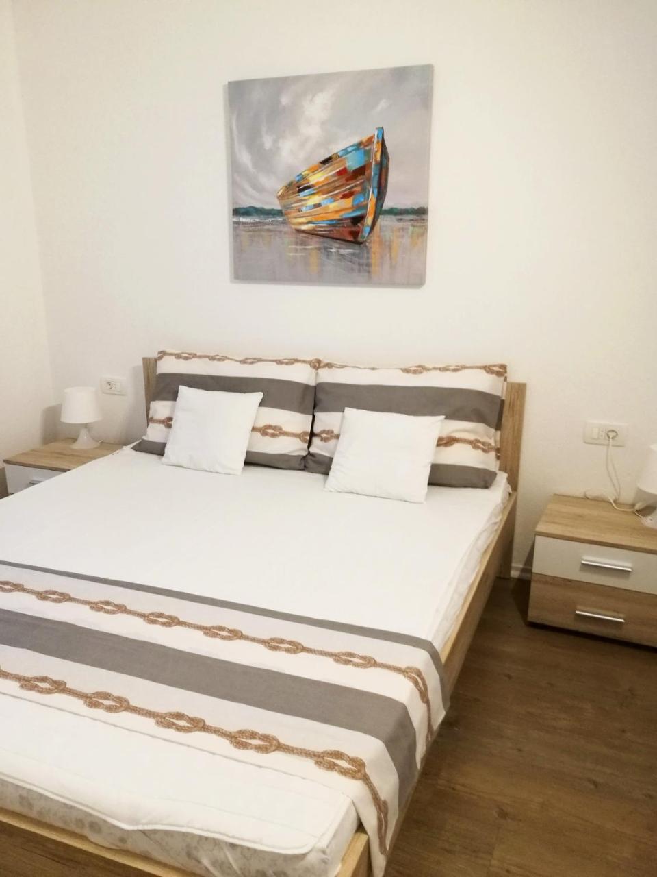Nemira Beach Apartments Omiš Esterno foto